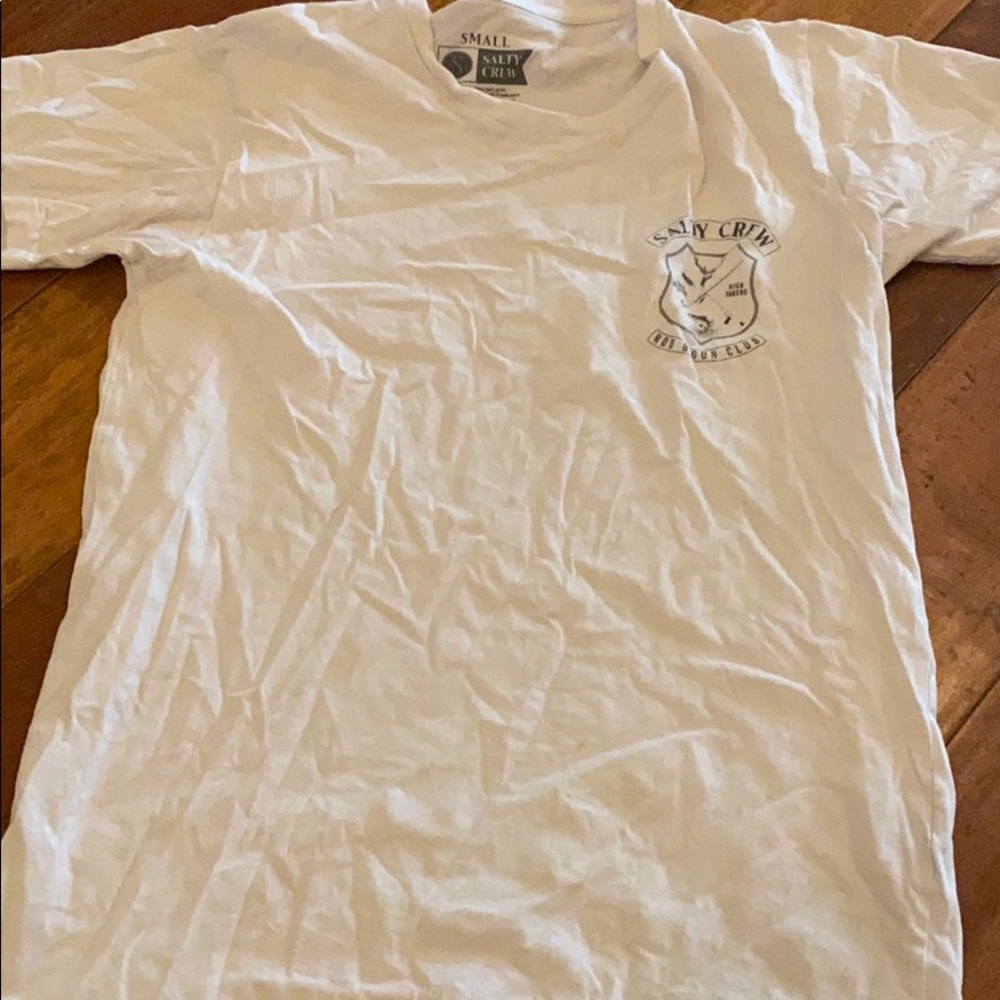 Salty crew tee